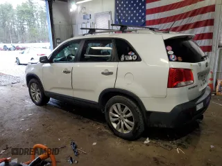 2011 Kia Sorento EX z VIN 5XYKU4A27BG136191, wystawiony jako Copart lot #52979995 z przebiegiem 209 280 mil mil oraz Szkoda całkowita • Salvage title. Historia ofert i sprzedaży dostępna na DreamBid. Obrazek 2.