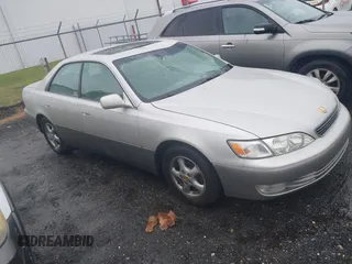 1999 Lexus ES 300 с VIN JT8BF28G6X0212320, выставлен на аукционе IAAI как лот 42366044 с пробегом 121 474 миль миль и . История ставок и продаж доступна на DreamBid. Изображение 1.