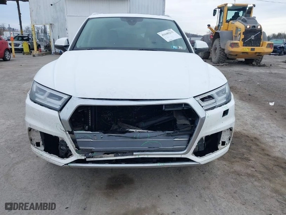 2018 Audi Q5 Premium Plus with VIN WA1BNAFY2J2223346, listed as a IAAI auction lot 41640213 with 100,540 mi miles. Bid and sale history available at carsss.com. Image 6.