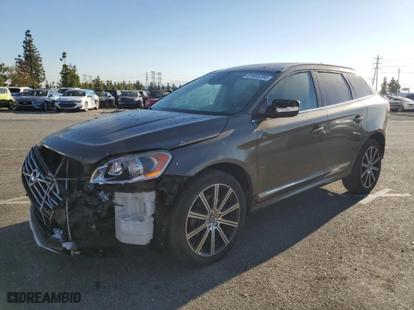 2015 Volvo XC60 T6 Drive-E with VIN YV449MDK7F2743663, listed as a Copart auction lot 81855204 with 87,346 mi miles and Salvage Title. Bid and sale history available at carsss.com. Image 1.