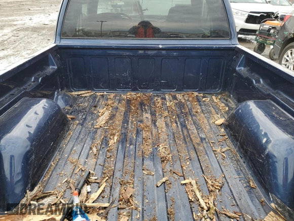 2002 GMC Sonoma SL Fleet z VIN 1GTCS19W628106655, wystawiony jako Copart lot #52509835 z przebiegiem 149 172 mil mil oraz Szkoda całkowita • Salvage title. Historia ofert i sprzedaży dostępna na DreamBid. Obrazek 10.