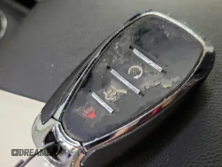 2019 Chevrolet Equinox LT с VIN 2GNAXTEV7K6174218, выставлен на аукционе IAAI как лот 42547952 с пробегом 86 782 миль миль и . История ставок и продаж доступна на DreamBid. Изображение 41.