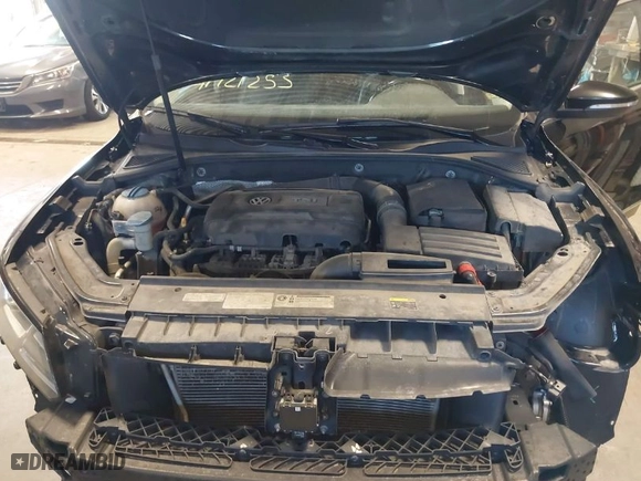 2016 Volkswagen Passat 1.8T SE with VIN 1VWBT7A30GC061260, listed as a IAAI auction lot 41721253 with 250,277 mi miles. Bid and sale history available at carsss.com. Image 10.