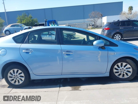 2014 Toyota Prius с VIN JTDKN3DPXE3059226, выставлен на аукционе IAAI как лот 41767037 с пробегом 95 320 миль миль и . История ставок и продаж доступна на DreamBid. Изображение 13.
