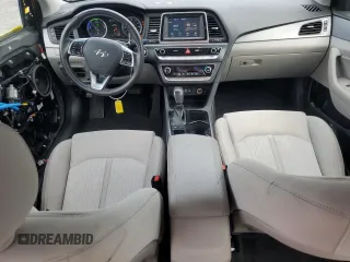 2019 Hyundai Sonata Hybrid SE with VIN KMHE24L33KA093893, listed as a Copart auction lot 65571803 with 47,156 mi miles. Bid and sale history available at carsss.com. Image 8.