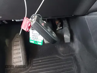 2018 Jeep Renegade Latitude with VIN ZACCJABB5JPG86563, listed as a IAAI auction lot 42109270 with 185,540 mi miles. Bid and sale history available at carsss.com. Image 11.