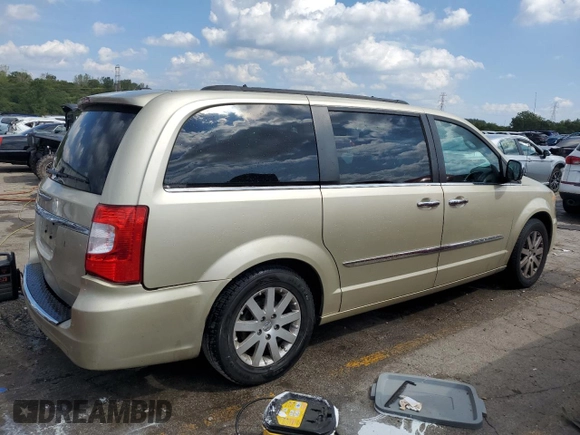 2011 Chrysler Town & Country Touring L with VIN 2A4RR8DG9BR798889, listed as a Copart auction lot 70291314 with Not Provided miles and Clean Title. Bid and sale history available at DreamBid. Image 3.