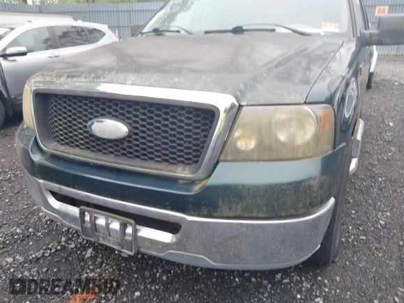 2007 Ford F-150 XL with VIN 1FTRF12257NA69161, listed as a IAAI auction lot 42195807 with 122,875 mi miles. Bid and sale history available at carsss.com. Image 6.