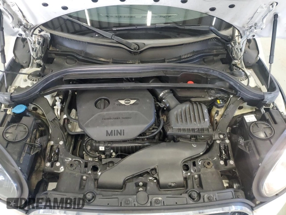 2019 MINI Countryman Cooper with VIN WMZYV5C54K3F58009, listed as a Copart auction lot 53679575 with 104,735 mi miles and Salvage title. Bid and sale history available at DreamBid. Image 11.