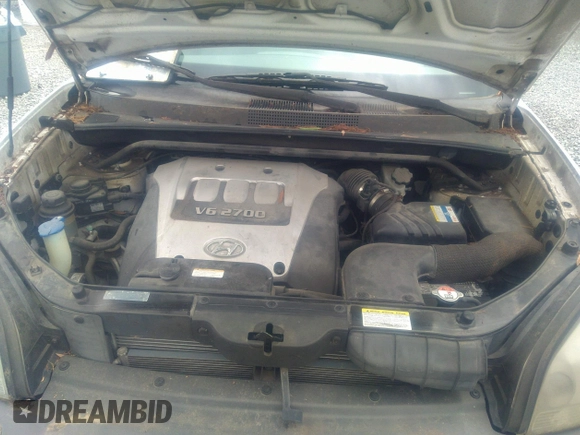 2007 Hyundai Tucson SE with VIN KM8JN72D97U485574, listed as a IAAI auction lot 42180222 with 128,098 mi miles and . Bid and sale history available at DreamBid. Image 10.