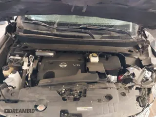 2015 Nissan Pathfinder S with VIN 5N1AR2MM0FC660559, listed as a IAAI auction lot 41302354 with 101,263 mi miles. Bid and sale history available at carsss.com. Image 10.