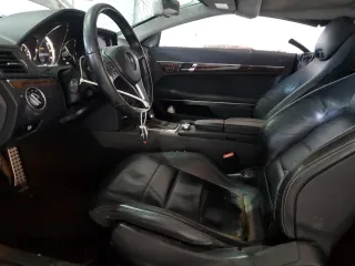 2013 Mercedes-Benz E 350 with VIN WDDKK5KF0DF214786, listed as a Copart auction lot 52063725 with 215,760 mi miles and Salvage title. Bid and sale history available at DreamBid. Image 7.