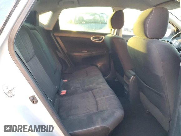 2017 Nissan Sentra SR z VIN 3N1AB7AP9HY302331, wystawiony jako Copart lot #83740864 z przebiegiem 138 720 mil mil oraz Szkoda całkowita • Salvage title. Historia ofert i sprzedaży dostępna na DreamBid. Obrazek 10.