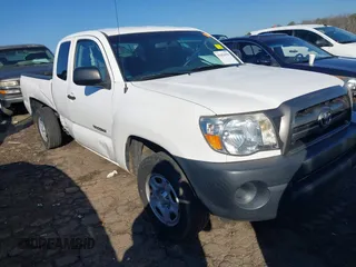 2010 Toyota Tacoma z VIN 5TETX4CN6AZ704597, wystawiony jako IAAI lot #41654959 z przebiegiem 240 803 mil mil oraz . Historia ofert i sprzedaży dostępna na DreamBid. Obrazek 1.