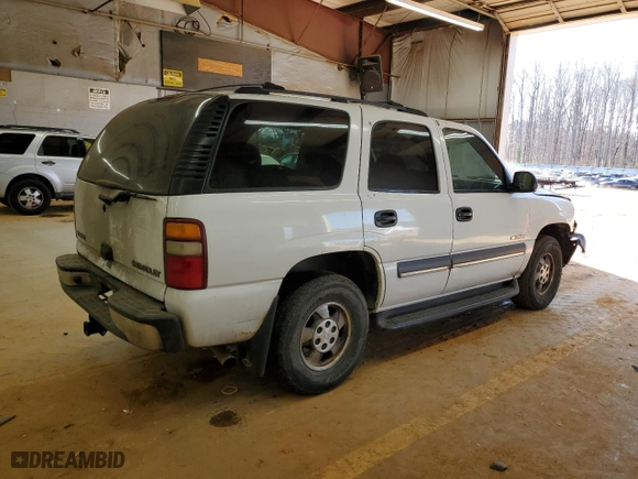 2003 Chevrolet Tahoe LS with VIN 1GNEC13V33R281647, listed as a Copart auction lot 44338795 with 345,627 mi miles and Salvage Title. Bid and sale history available at carsss.com. Image 3.