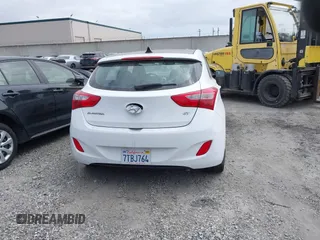 2017 Hyundai Elantra с VIN KMHD35LH3HU354747, выставлен на аукционе IAAI как лот 41763448 с пробегом 94 640 миль миль и . История ставок и продаж доступна на DreamBid. Изображение 17.