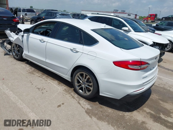 2020 Ford Fusion SEL with VIN 3FA6P0CD3LR152711, listed as a IAAI auction lot 42516763 with 97,073 mi miles and . Bid and sale history available at DreamBid. Image 3.