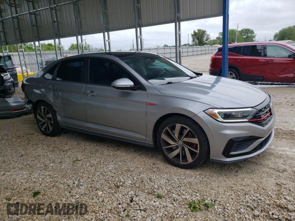 2019 Volkswagen Jetta GLI S z VIN 3VW6T7BU4KM222404, wystawiony jako Copart lot #55097435 z przebiegiem 121 664 mil mil oraz Szkoda całkowita • Salvage title. Historia ofert i sprzedaży dostępna na DreamBid. Obrazek 4.