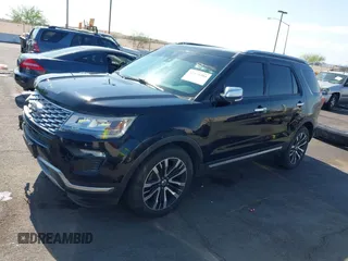 2018 Ford Explorer Platinum z VIN 1FM5K8HT5JGC94254, wystawiony jako IAAI lot #42373704 z przebiegiem 85 644 mil mil oraz . Historia ofert i sprzedaży dostępna na DreamBid. Obrazek 15.