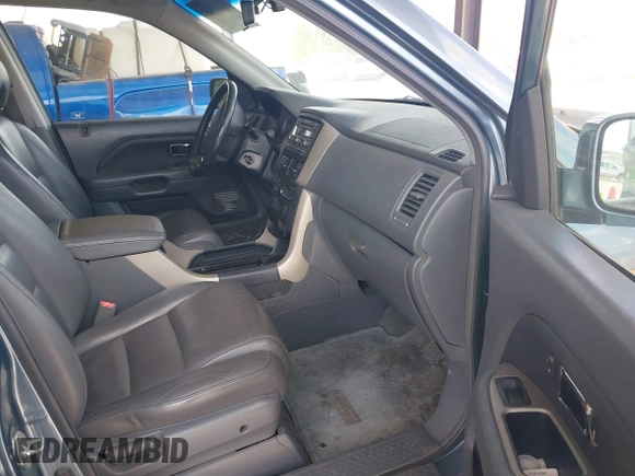2008 Honda Pilot EX-L with VIN 5FNYF185X8B025878, listed as a IAAI auction lot 42215417 with 224,341 mi miles and . Bid and sale history available at DreamBid. Image 5.