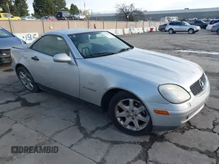 1998 Mercedes-Benz SLK-Class with VIN WDBKK47F1WF046560, listed as a IAAI auction lot 41831678 with 179,494 mi miles. Bid and sale history available at carsss.com. Image 1.