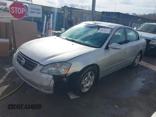 2002 Nissan Altima S with VIN 1N4AL11D62C136823, listed as a IAAI auction lot 41625439 with 201,269 mi miles. Bid and sale history available at carsss.com. Image 2.