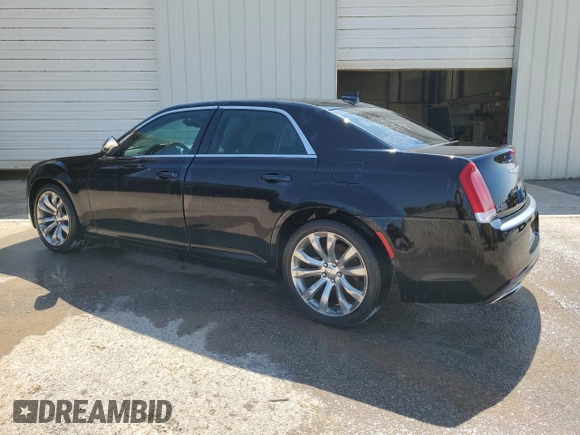 2019 Chrysler 300 Touring with VIN 2C3CCAAG1KH733179, listed as a Copart auction lot 47305945 with 81,218 mi miles and Clean Title. Bid and sale history available at carsss.com. Image 2.