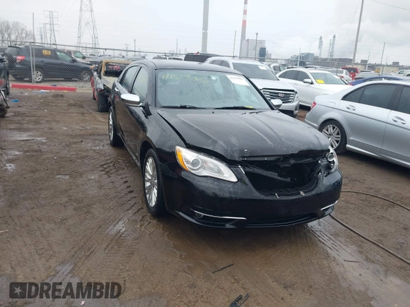 2013 Chrysler 200 Limited with VIN 1C3CCBCG4DN768490, listed as a IAAI auction lot 41533982 with 136,294 mi miles. Bid and sale history available at carsss.com. Image 1.