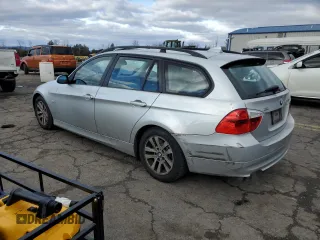 2007 BMW 3 Series 328xi z VIN WBAVT73587FZ36353, wystawiony jako Copart lot #85298474 z przebiegiem 96 375 mil mil oraz Szkoda całkowita • Salvage title. Historia ofert i sprzedaży dostępna na DreamBid. Obrazek 2.