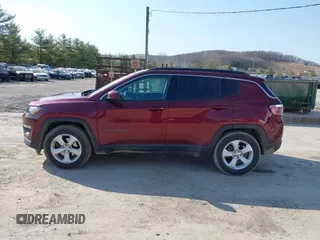 2020 Jeep Compass Latitude with VIN 3C4NJCBB1LT169941, listed as a IAAI auction lot 41785618 with 200,963 mi miles and . Bid and sale history available at DreamBid. Image 14.