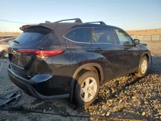 2022 Toyota Highlander L with VIN 5TDCZRBHXNS584342, listed as a Copart auction lot 77528754 with 13,209 mi miles and Salvage title. Bid and sale history available at DreamBid. Image 3.