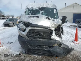 2015 Ford Transit Cargo z VIN 1FTNR2CM3FKA01839, wystawiony jako Copart lot #41739665 z przebiegiem Nie podano mil oraz Szkoda całkowita • Salvage title. Historia ofert i sprzedaży dostępna na DreamBid. Obrazek 5.