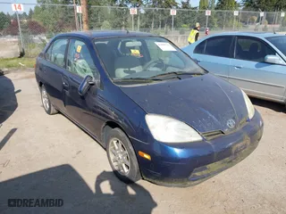 2002 Toyota Prius with VIN JT2BK18U220065752, listed as a IAAI auction lot 42099742 with 153,371 mi miles. Bid and sale history available at carsss.com. Image 1.