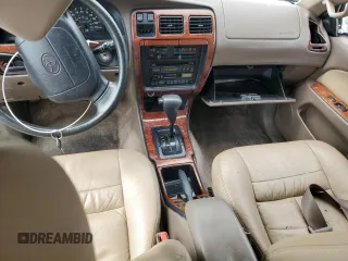 1996 Toyota 4Runner SR5 with VIN JT3GN86R4T0007210, listed as a Copart auction lot 54218535 with 157,841 mi miles and Salvage title. Bid and sale history available at DreamBid. Image 8.