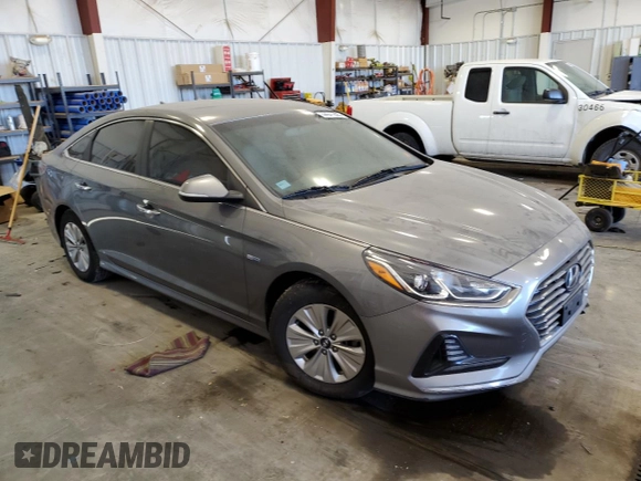 2018 Hyundai Sonata Hybrid SE with VIN KMHE24L37JA078635, listed as a Copart auction lot 44941895 with 159,012 mi miles and Clean Title. Bid and sale history available at carsss.com. Image 4.