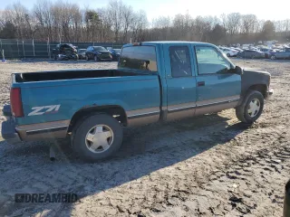 1997 Chevrolet Silverado 1500 with VIN 2GCEK19R4V1115820, listed as a Copart auction lot 47531335 with 160,917 mi miles and Salvage Title. Bid and sale history available at DreamBid. Image 3.