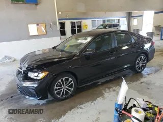 2025 Volkswagen Jetta Sport z VIN 3VWBX7BU3SM031768, wystawiony jako Copart lot #58302605 z przebiegiem 11 589 mil mil oraz Czysty tytuł • Clean title. Historia ofert i sprzedaży dostępna na DreamBid. Obrazek 1.