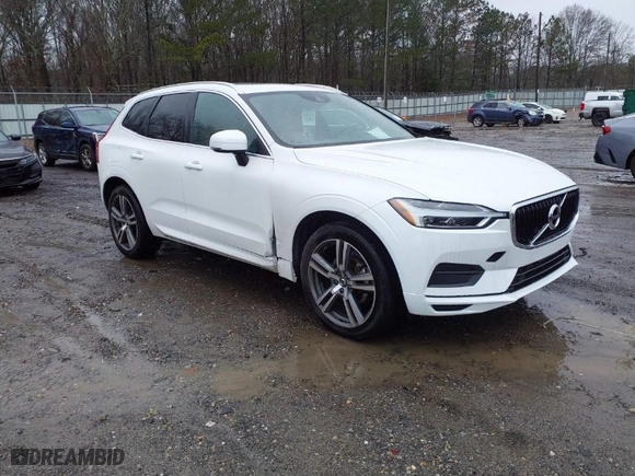 2020 Volvo XC60 Momentum with VIN YV4102DK8L1522348, listed as a IAAI auction lot 41729535 with 43,833 mi miles. Bid and sale history available at carsss.com. Image 1.