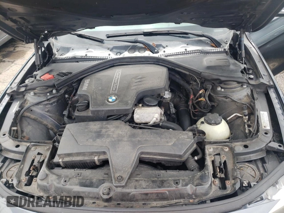 2013 BMW 3 Series 320i xDrive с VIN WBA3C3C59DF982009, выставлен на аукционе Copart как лот 51833065 с пробегом 191 573 миль миль и Чистый • Clean title. История ставок и продаж доступна на DreamBid. Изображение 11.