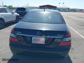 2009 Mercedes-Benz S-Class 5.5L V8 with VIN WDDNG86X19A239123, listed as a IAAI auction lot 41981456 with 120,975 mi miles. Bid and sale history available at carsss.com. Image 16.
