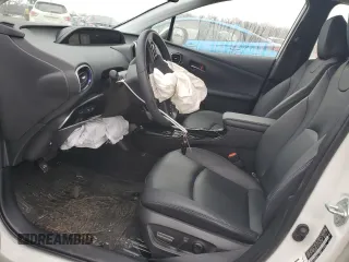 2020 Toyota Prius L Eco z VIN JTDKARFU9L3106230, wystawiony jako Copart lot #43336865 z przebiegiem 34 116 mil mil oraz Nie do naprawy • Non repairable. Historia ofert i sprzedaży dostępna na DreamBid. Obrazek 7.