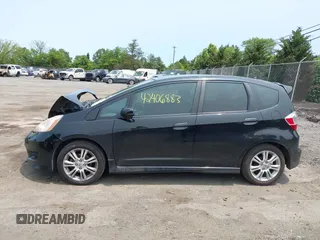 2010 Honda Fit Sport with VIN JHMGE8G40AC013031, listed as a IAAI auction lot 42406883 with 245,755 mi miles and . Bid and sale history available at DreamBid. Image 14.