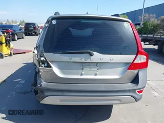 2011 Volvo XC70 3.2L with VIN YV4940BZ0B1095869, listed as a IAAI auction lot 42152626 with 133,696 mi miles and . Bid and sale history available at DreamBid. Image 16.