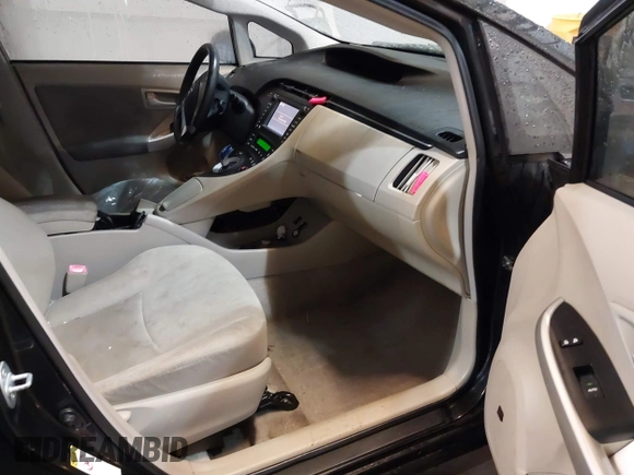 2011 Toyota Prius I with VIN JTDKN3DU2B5322430, listed as a IAAI auction lot 41466240 with Not Provided miles and . Bid and sale history available at DreamBid. Image 5.
