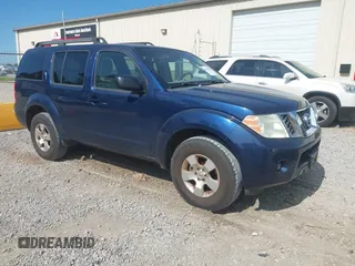 2010 Nissan Pathfinder SE z VIN 5N1AR1NNXAC605417, wystawiony jako IAAI lot #42317325 z przebiegiem 199 635 mil mil oraz . Historia ofert i sprzedaży dostępna na DreamBid. Obrazek 1.