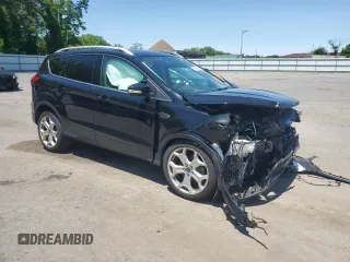 2019 Ford Escape Titanium с VIN 1FMCU9J91KUC57176, выставлен на аукционе Copart как лот 59131665 с пробегом Не указан миль и Списание • Salvage title. История ставок и продаж доступна на DreamBid. Изображение 4.