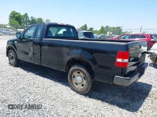 2006 Ford F-150 XL z VIN 1FTRF12266NA93922, wystawiony jako IAAI lot #42297444 z przebiegiem 189 094 mil mil oraz . Historia ofert i sprzedaży dostępna na DreamBid. Obrazek 3.