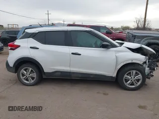 2020 Nissan Kicks S with VIN 3N1CP5BV8LL476537, listed as a IAAI auction lot 41536873 with 68,309 mi miles and . Bid and sale history available at carsss.com. Image 13.