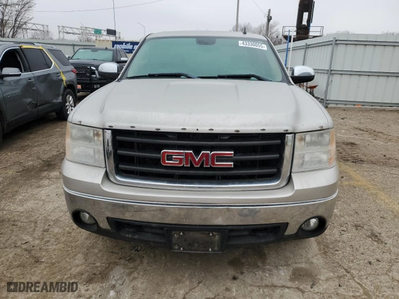 2008 GMC Sierra 1500 SLE1 with VIN 3GTEK13358G124445, listed as a Copart auction lot 43330055 with 152,375 mi miles and Salvage Title. Bid and sale history available at carsss.com. Image 5.