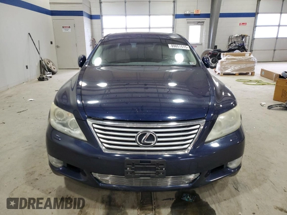 2011 Lexus LS 460 z VIN JTHBL5EF5B5105065, wystawiony jako Copart lot #89051615 z przebiegiem 145 609 mil mil oraz Szkoda całkowita • Salvage title. Historia ofert i sprzedaży dostępna na DreamBid. Obrazek 5.